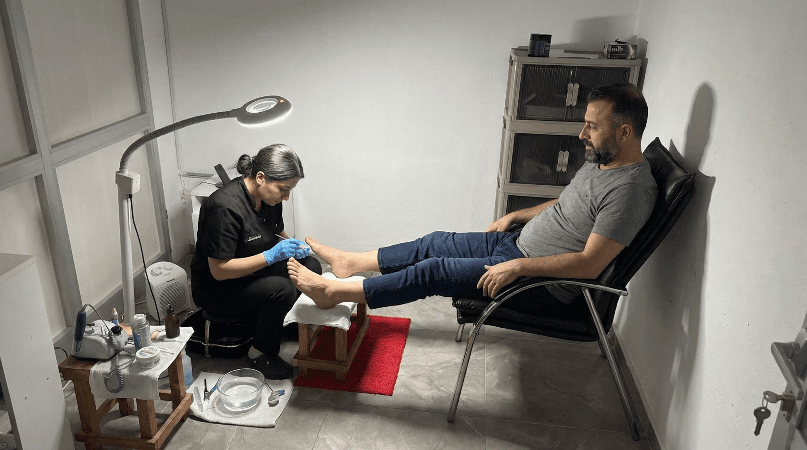 Hijyenik Erkek Pedikür Uygulaması